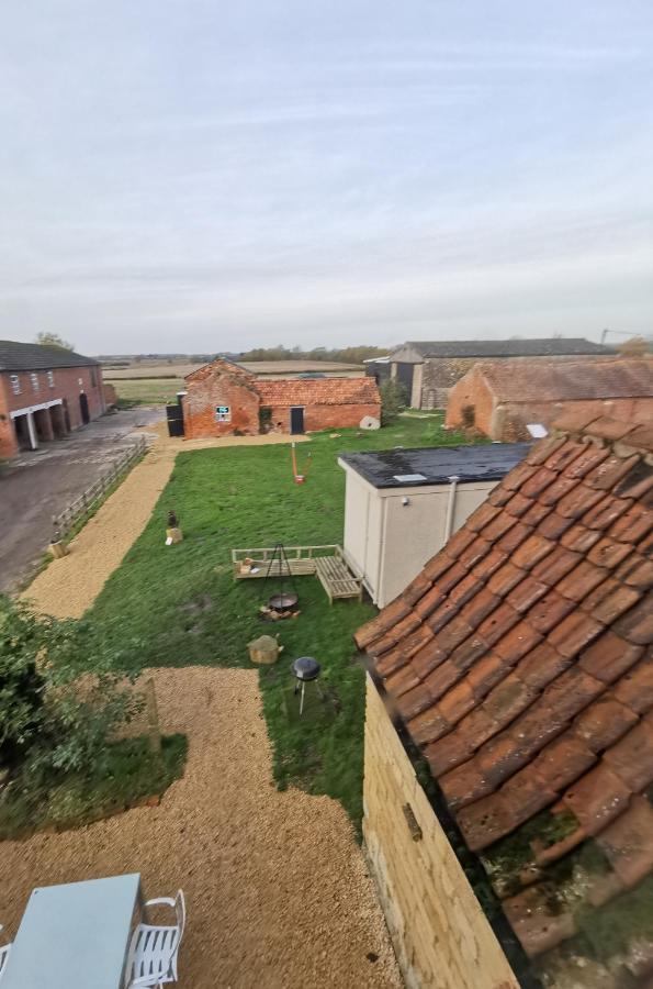 Lincoln Big Green Dome, Hot Tub, Projector, Firepit Washingborough Eksteriør bilde
